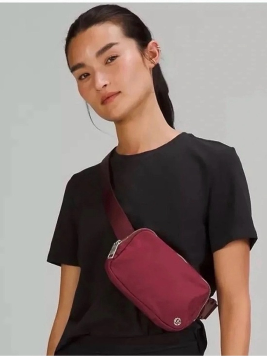 lululemon athletica Handbags - LULULEMON athletica Burgundy Fanny Pack